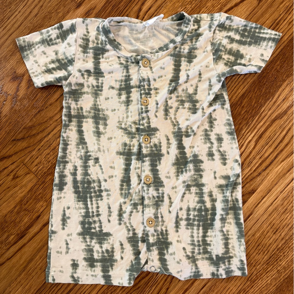Kate Quinn Green and Cream Tie-Dye Kids One Piece